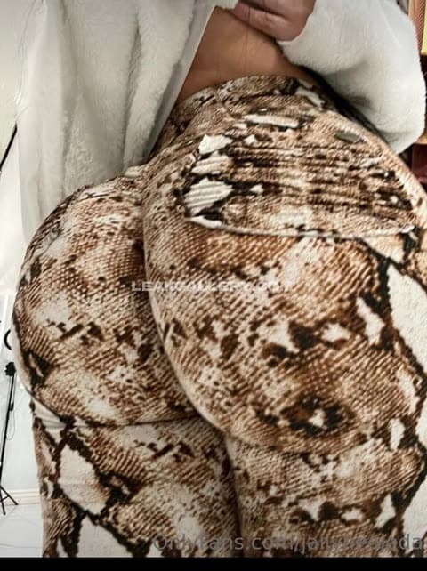 Jailyne Ojeda Snakeskin Leggings Ass OnlyFans Photo Leaked