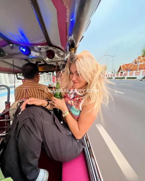 Katie Sigmond Tuk Tuk Ride Pose OnlyFans Photo Leaked