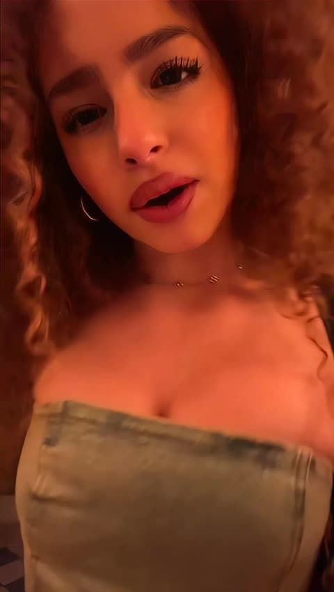 Demitra Kalogeras Strapless Top Tease OnlyFans Photo Leaked