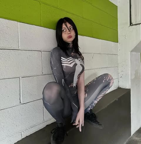 Noemiexlili Crouching In Spider Suit OnlyFans Photo Leaked