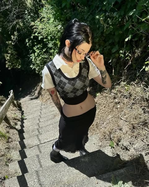 Noemiexlili Schoolgirl Outfit Outdoor Pose OnlyFans Photo Leaked