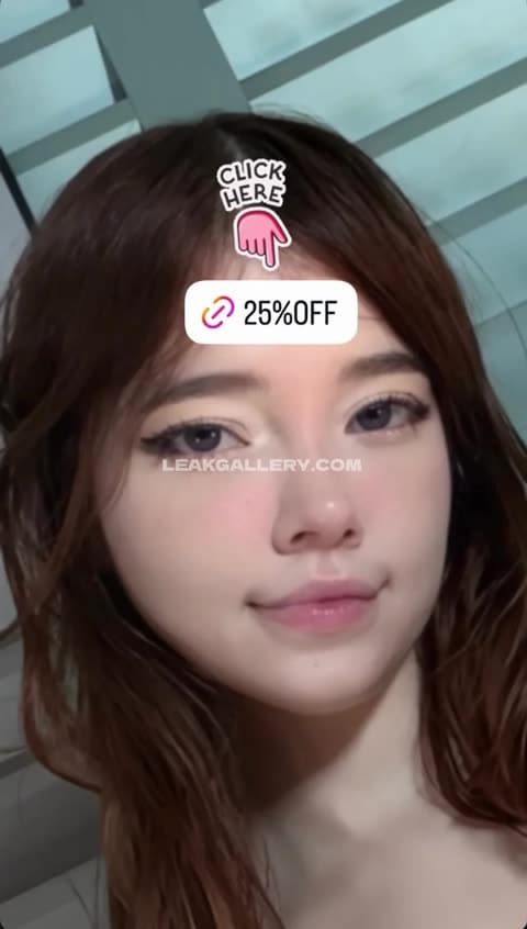 Me1adinha Close Up Face Smile OnlyFans Photo Leaked