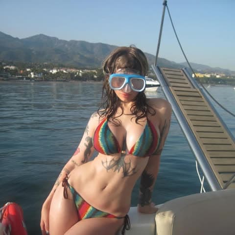 Noemiexlili Bikini On Yacht OnlyFans Photo Leaked
