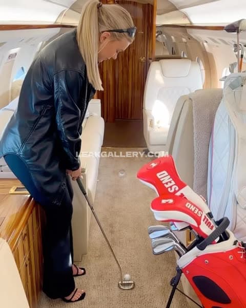 Katie Sigmond Leather Jacket Golf Pose OnlyFans Photo Leaked