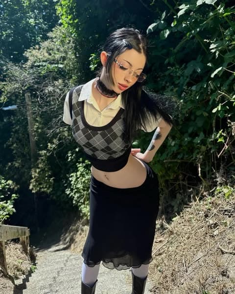 Noemiexlili Schoolgirl Outfit Outdoor Pose OnlyFans Photo Leaked