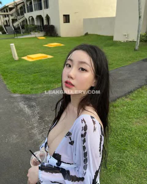Sejinming Deep V-Neck Sheer Top OnlyFans Photo Leaked
