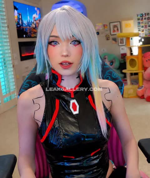 Emiru Shiny Black Bodysuit Tease OnlyFans Photo Leaked