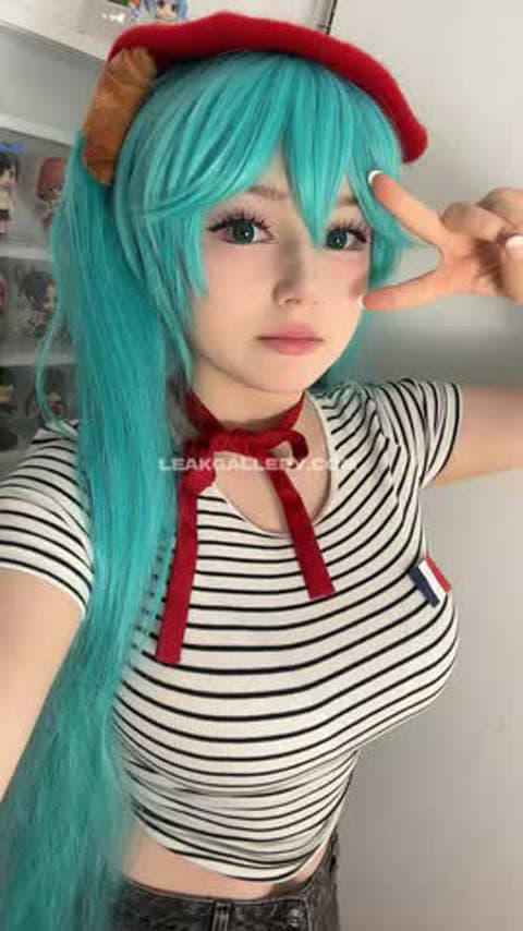 Upminaa Striped Top Tease OnlyFans Photo Leaked