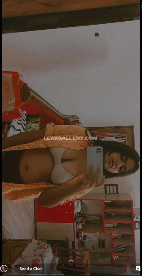 Yourstrulyanushkaa Bra Selfie Mirror Shot OnlyFans Photo Leaked